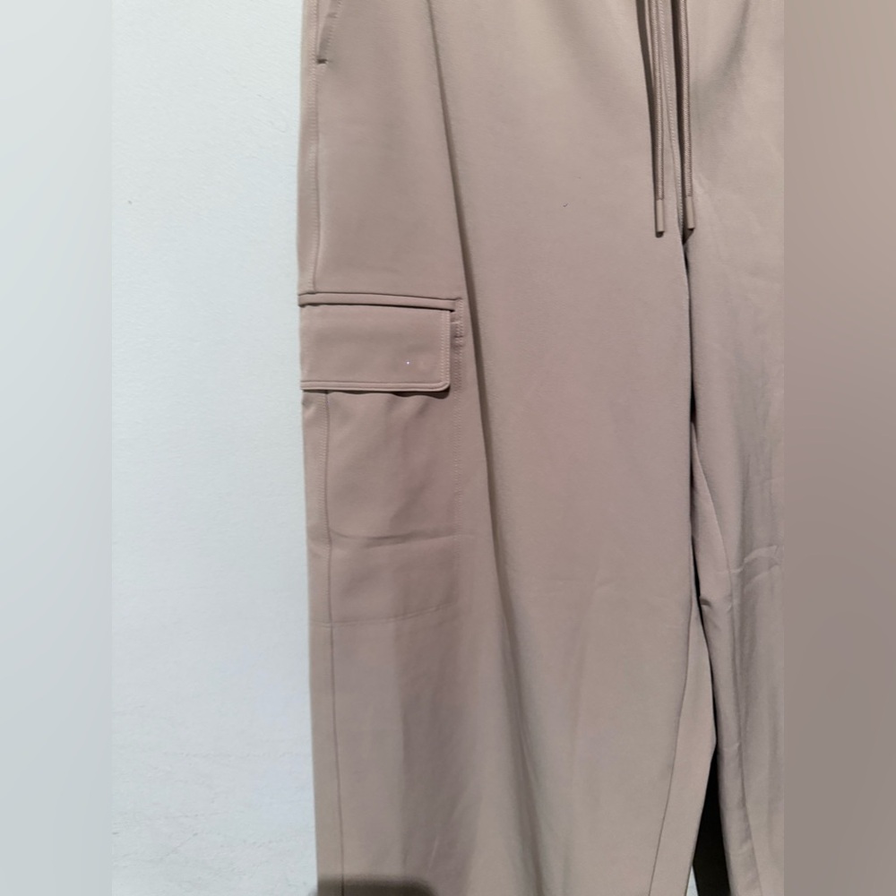 New Athleta promenade high rise wide leg cargo pants Women Mp Brown Casual Trave - Picture 7 of 11
